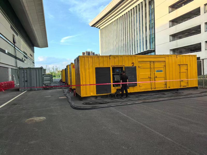 龙州柴油发电机冬季保养注意事项?